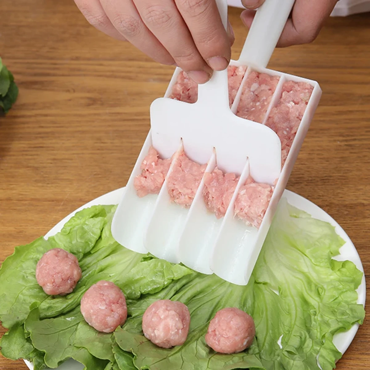 Creative Kitchen Meatball Mold Meat Ball Scoop with Cutting Spade Ball Maker, None-Stick Meatball Maker