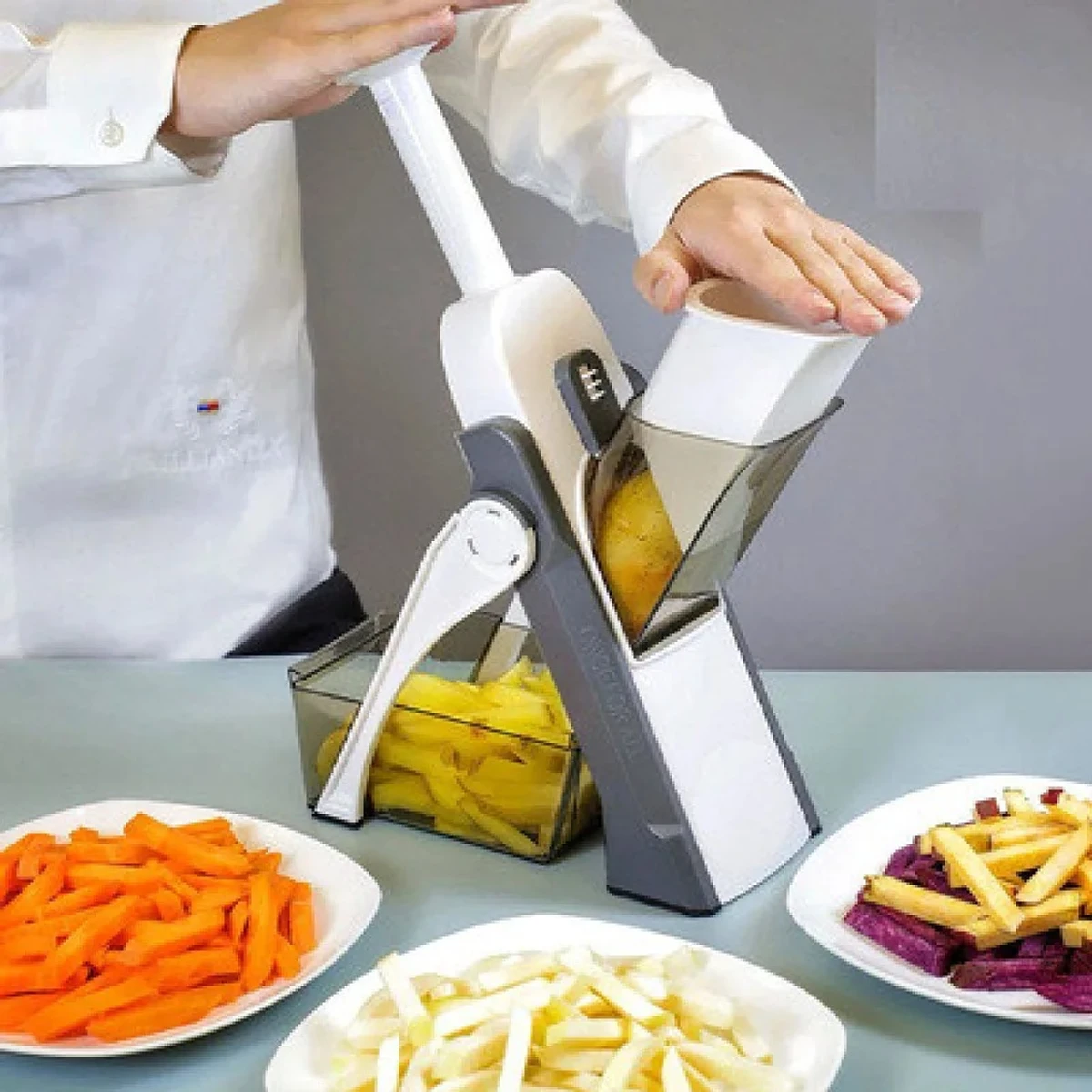 4-in-1 Adjustable BRAVA Spring Slicer for household kitchen